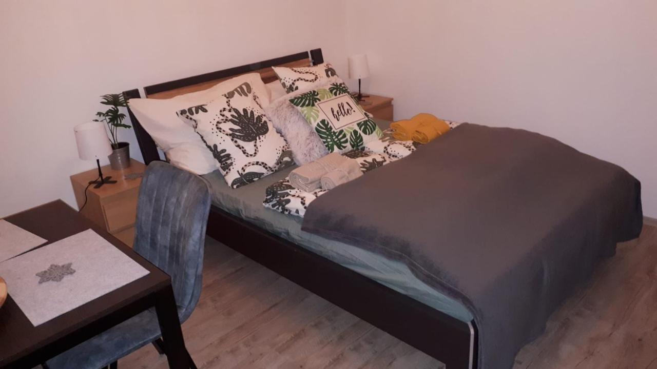 Garibaldik Apartman Apartament Budapesta